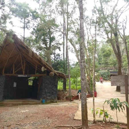 Seribu Batu Songgo Langit Resort&Camp Bantul Bagian luar foto