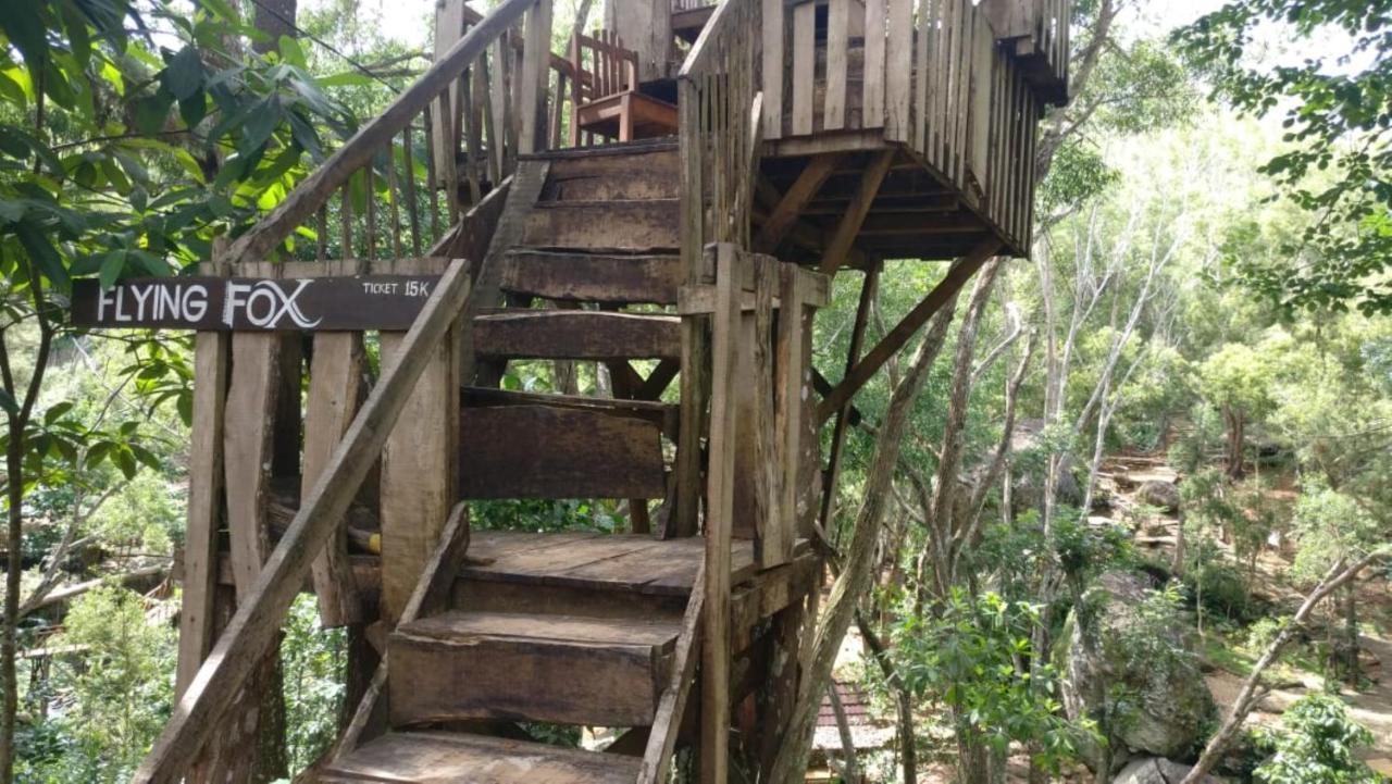 Seribu Batu Songgo Langit Resort&Camp Bantul Bagian luar foto