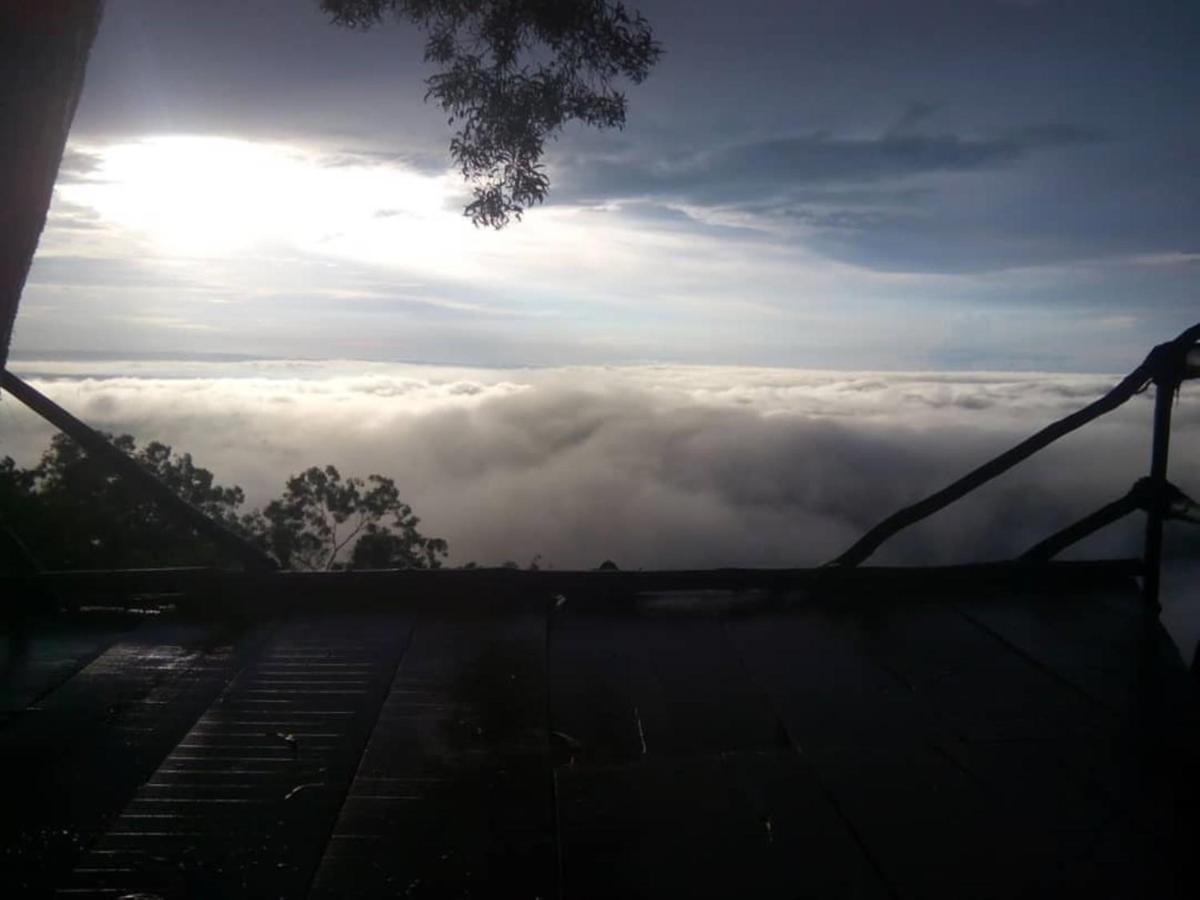 Seribu Batu Songgo Langit Resort&Camp Bantul Bagian luar foto