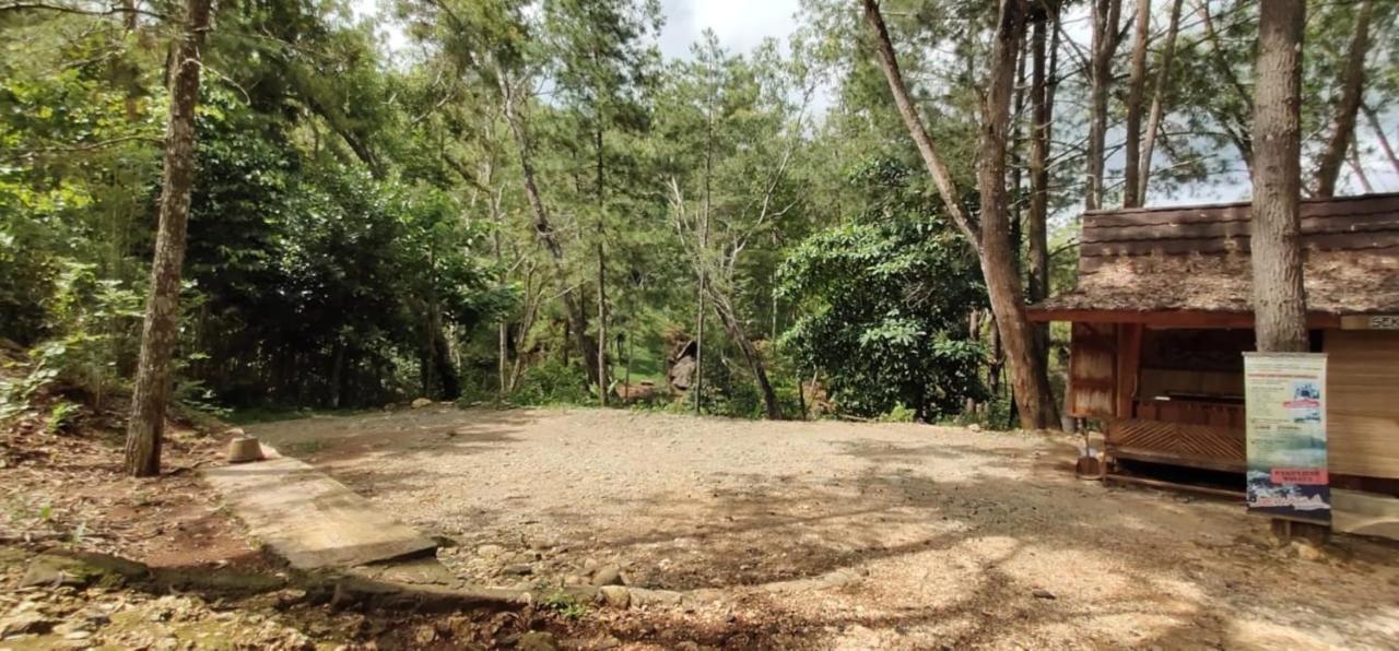 Seribu Batu Songgo Langit Resort&Camp Bantul Bagian luar foto