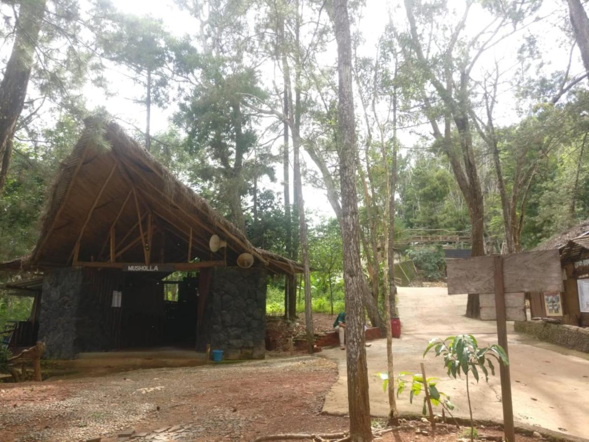 Seribu Batu Songgo Langit Resort&Camp Bantul Bagian luar foto