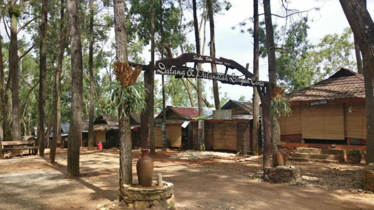 Seribu Batu Songgo Langit Resort&Camp Bantul Bagian luar foto