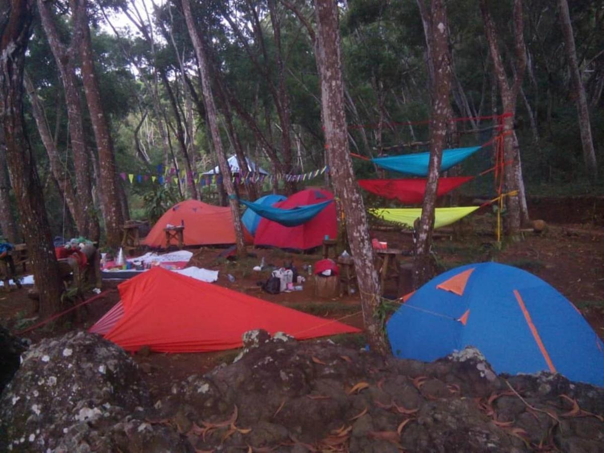 Seribu Batu Songgo Langit Resort&Camp Bantul Bagian luar foto